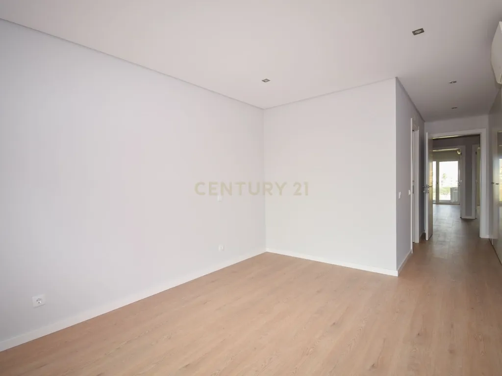 Apartamento T3 a estrear na Urbanização Quinta das Marianas - Image 49