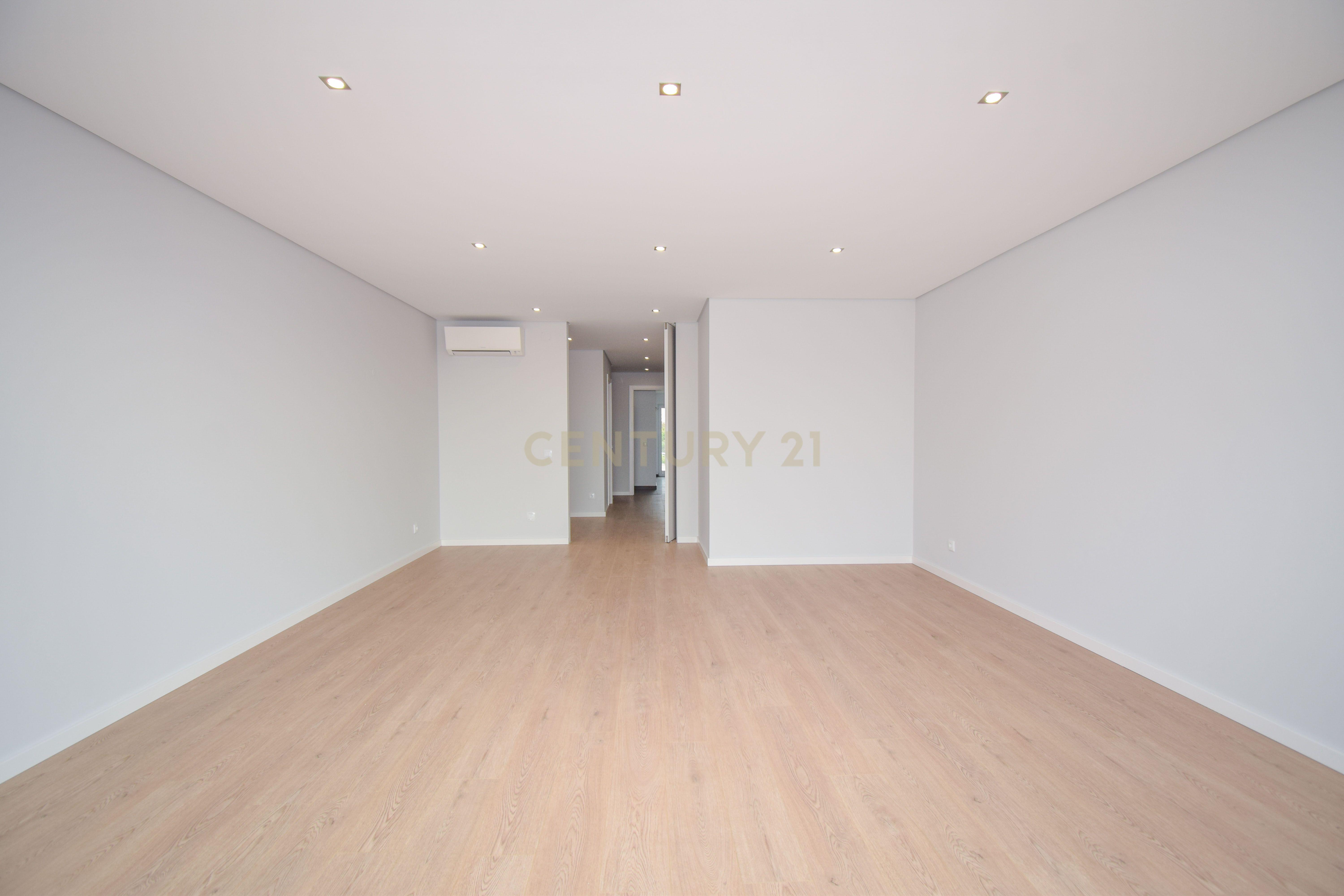Apartamento T3 a estrear na Urbanização Quinta das Marianas - Image 62