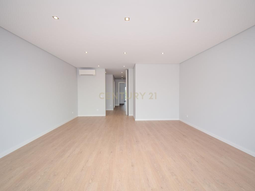 Apartamento T3 a estrear na Urbanização Quinta das Marianas - Image 59