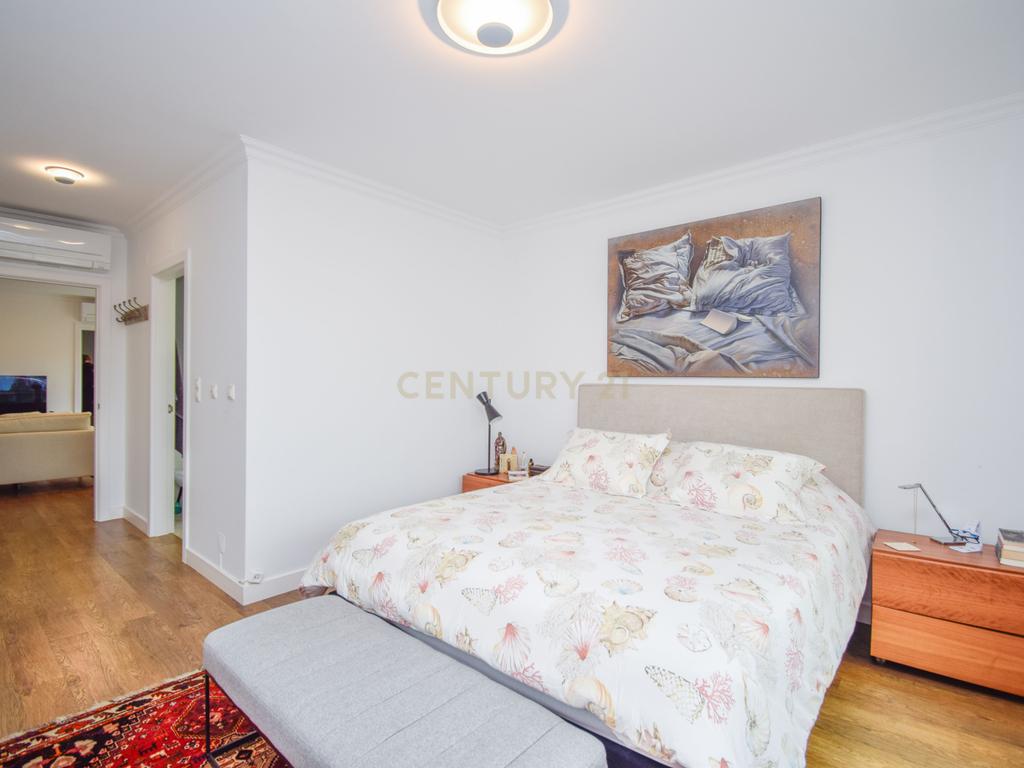 Apartamento T3 Duplex Cascais centro - Image 23