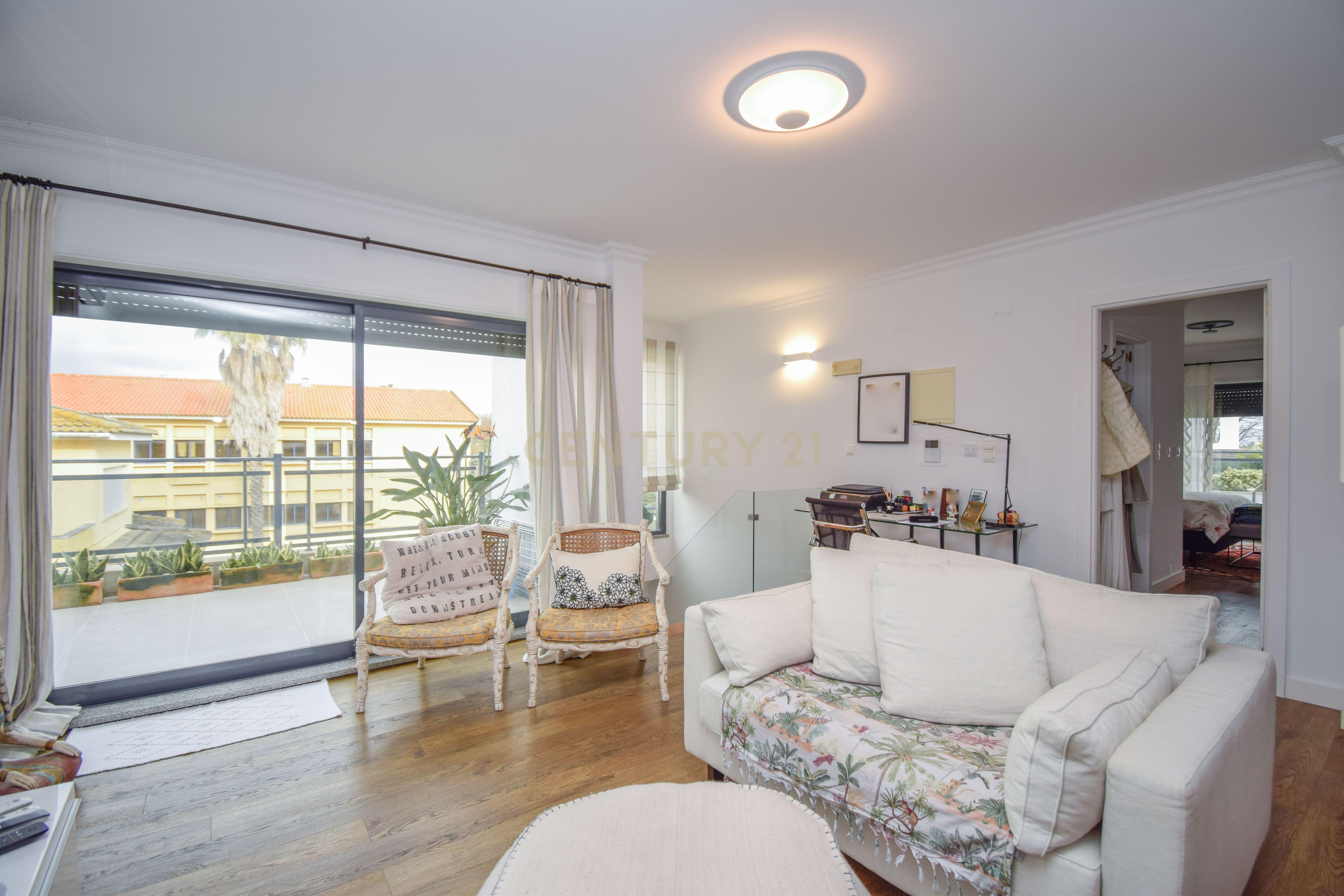 Apartamento T3 Duplex Cascais centro - Image 33