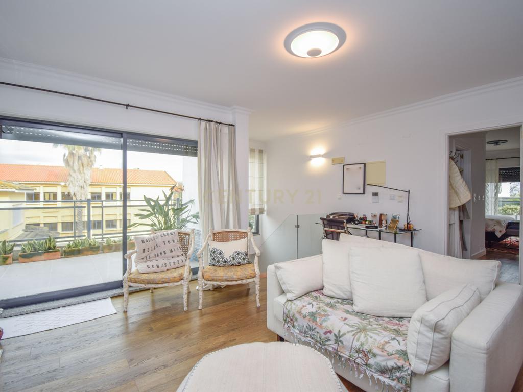 Apartamento T3 Duplex Cascais centro - Image 33