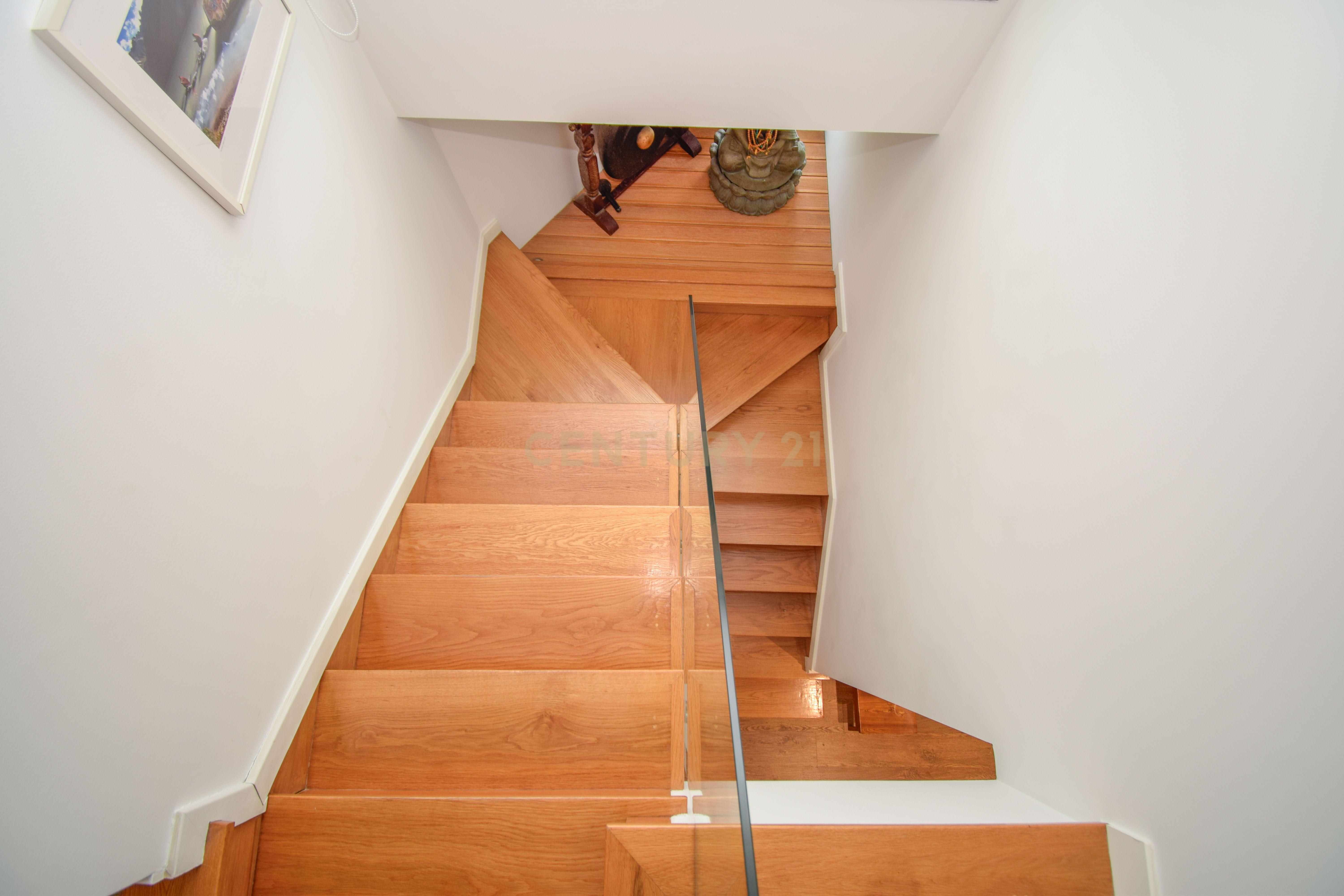 Apartamento T3 Duplex Cascais centro - Image 19