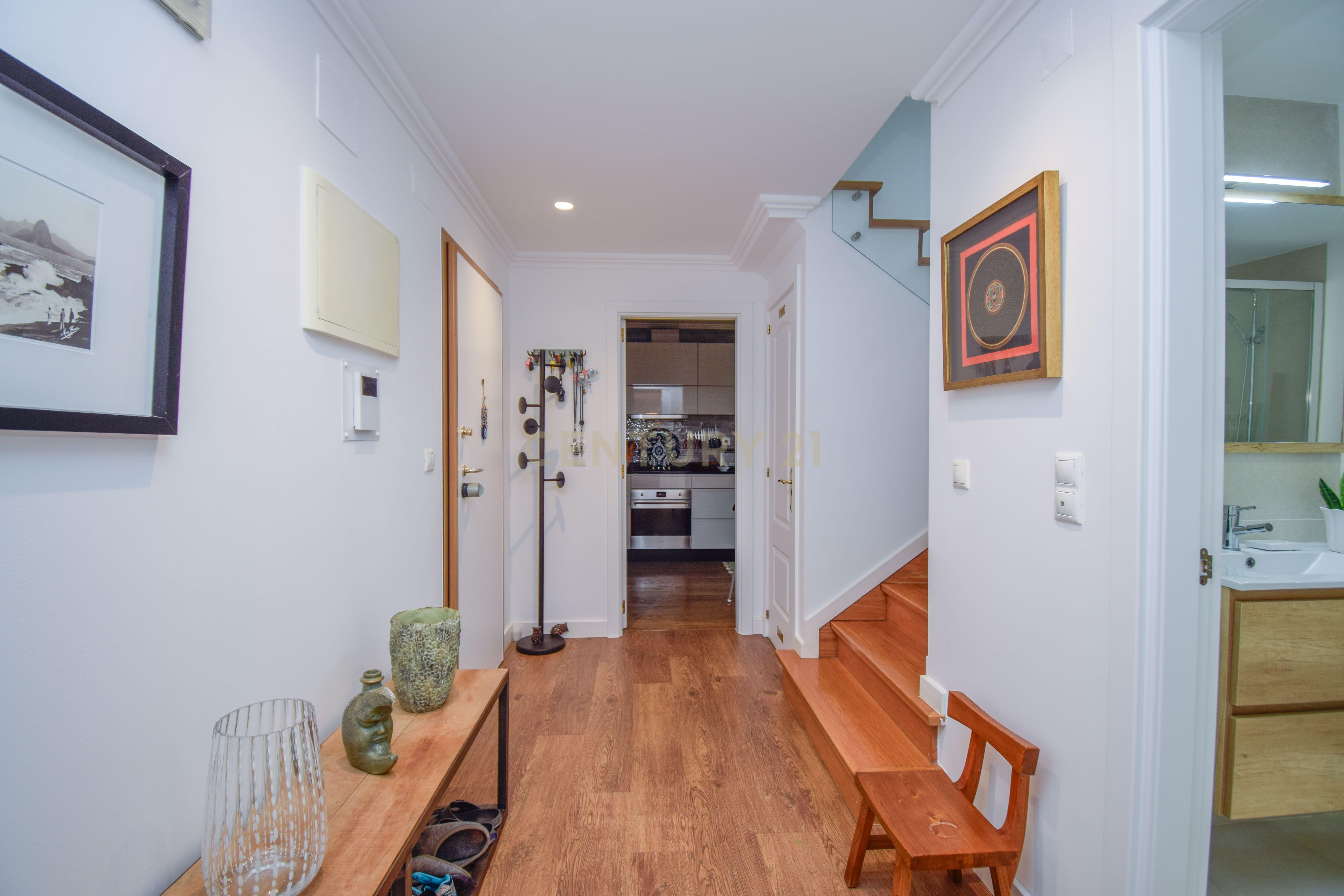 Apartamento T3 Duplex Cascais centro - Image 10