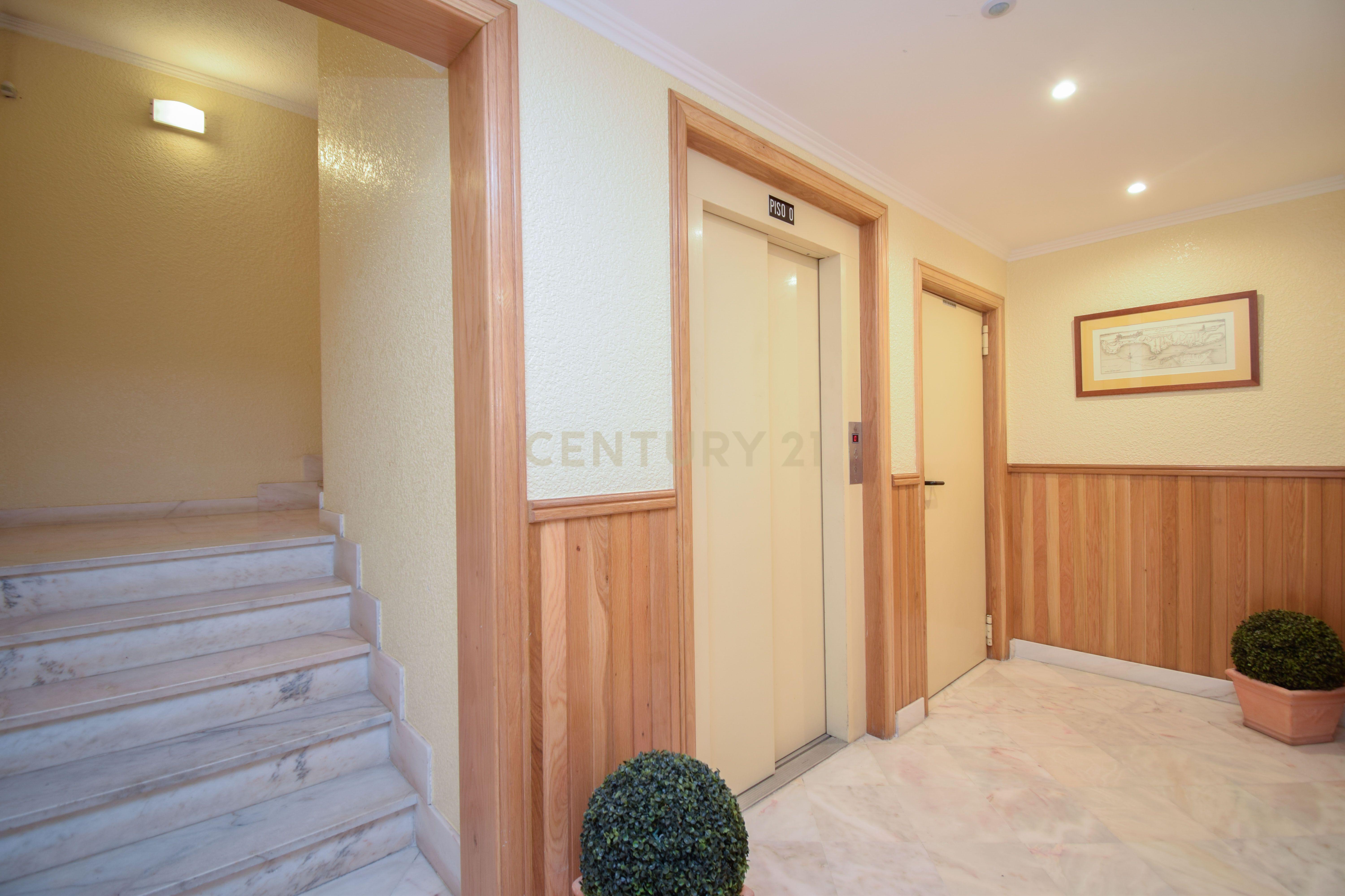 Apartamento T3 Duplex Cascais centro - Image 49