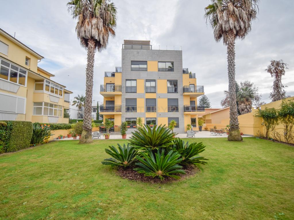 Apartamento T3 Duplex Cascais centro - Image 53