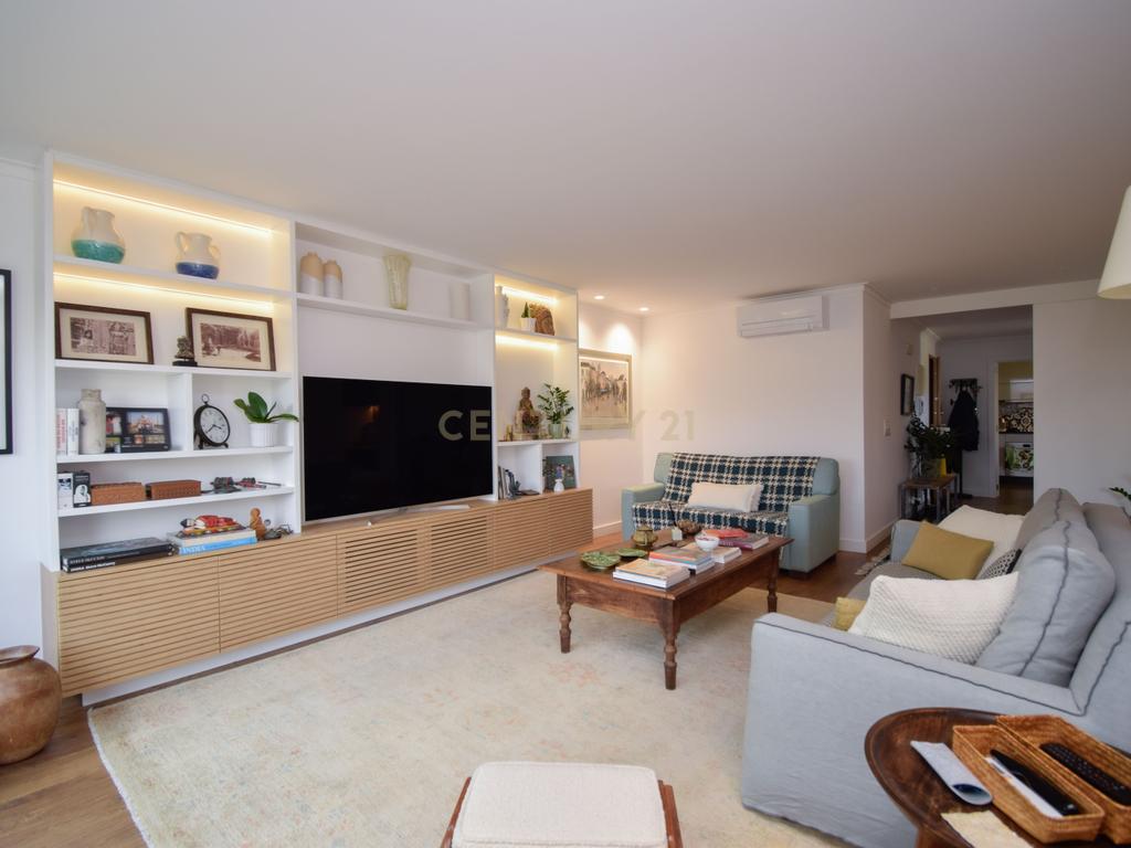 Apartamento T3 Duplex Cascais centro - Image 6