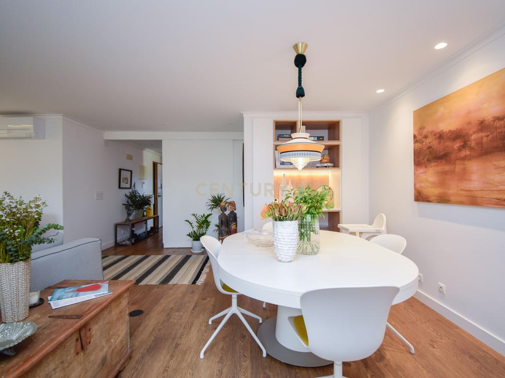 Apartamento T3 Duplex Cascais centro - Image 7