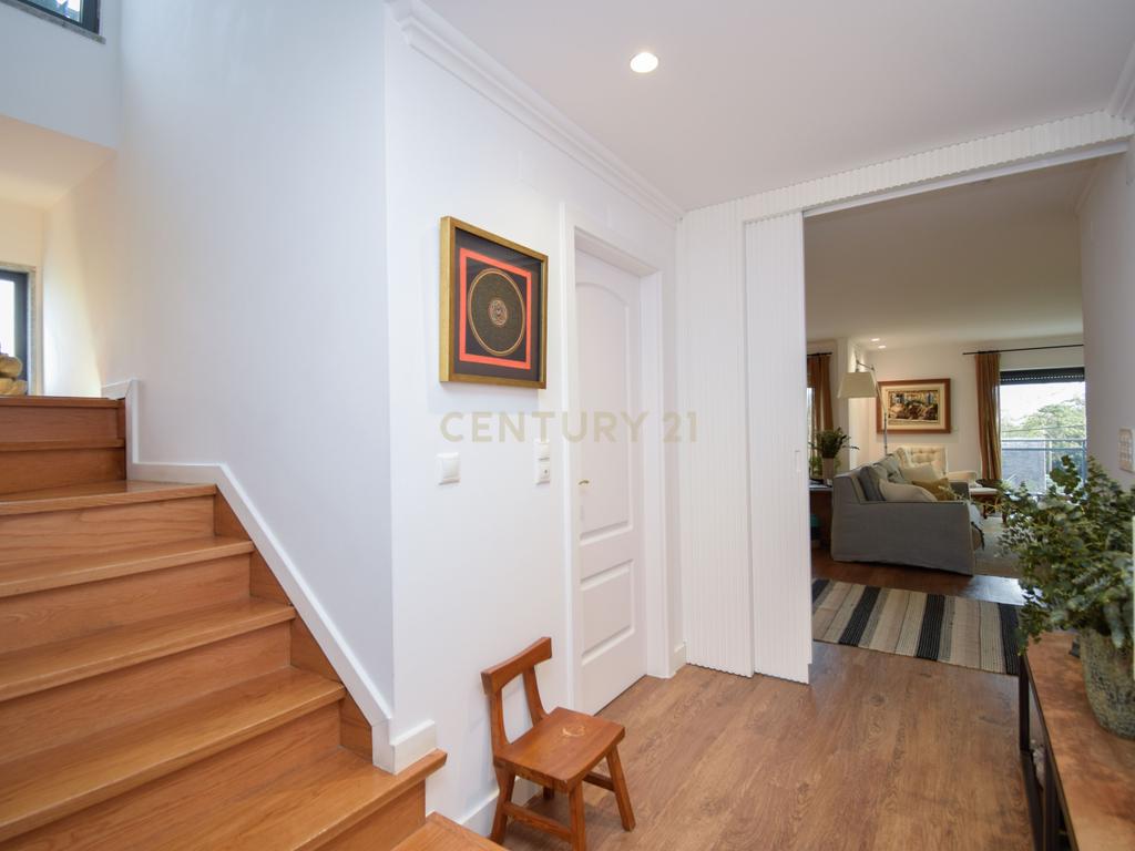 Apartamento T3 Duplex Cascais centro - Image 18