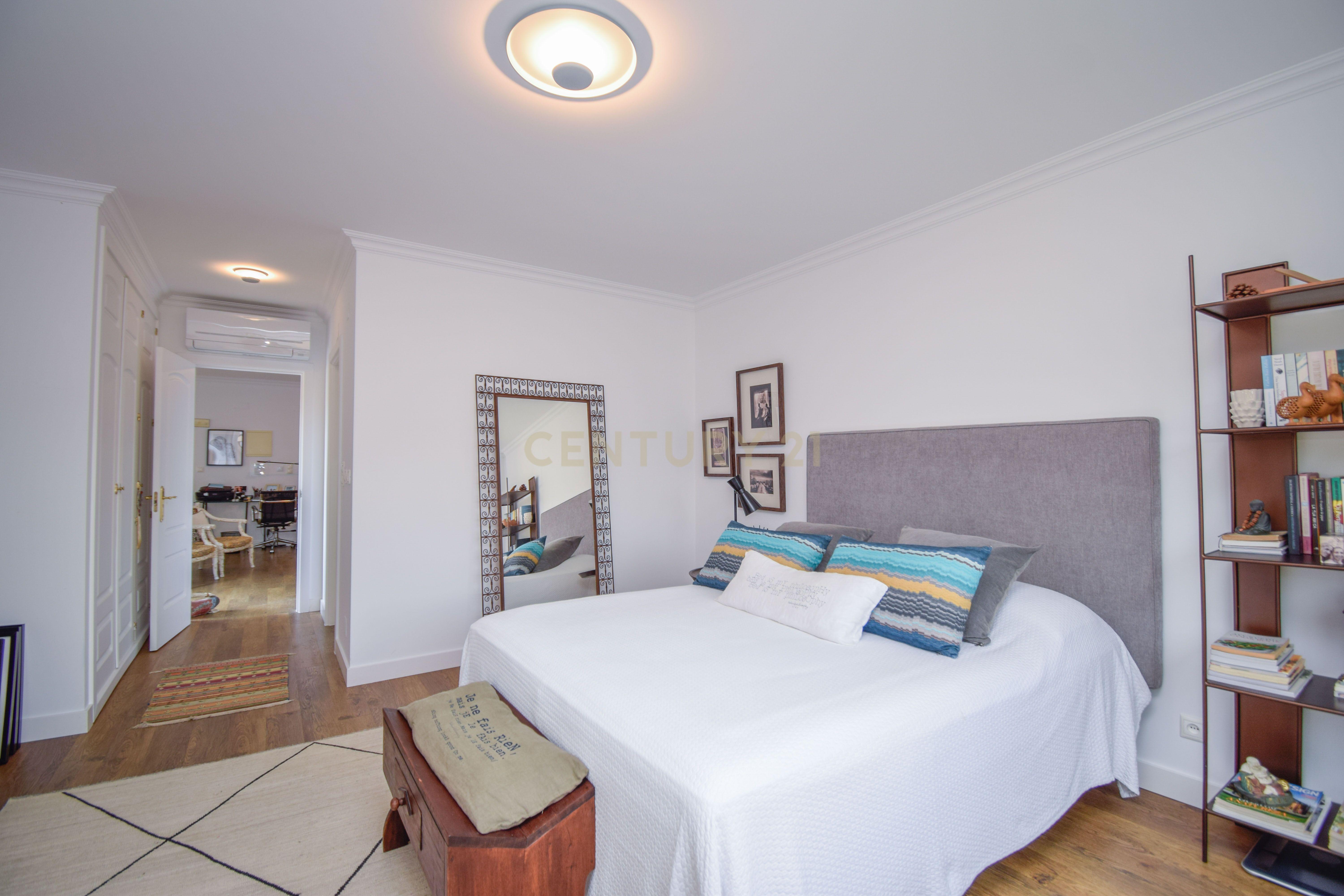 Apartamento T3 Duplex Cascais centro - Image 26