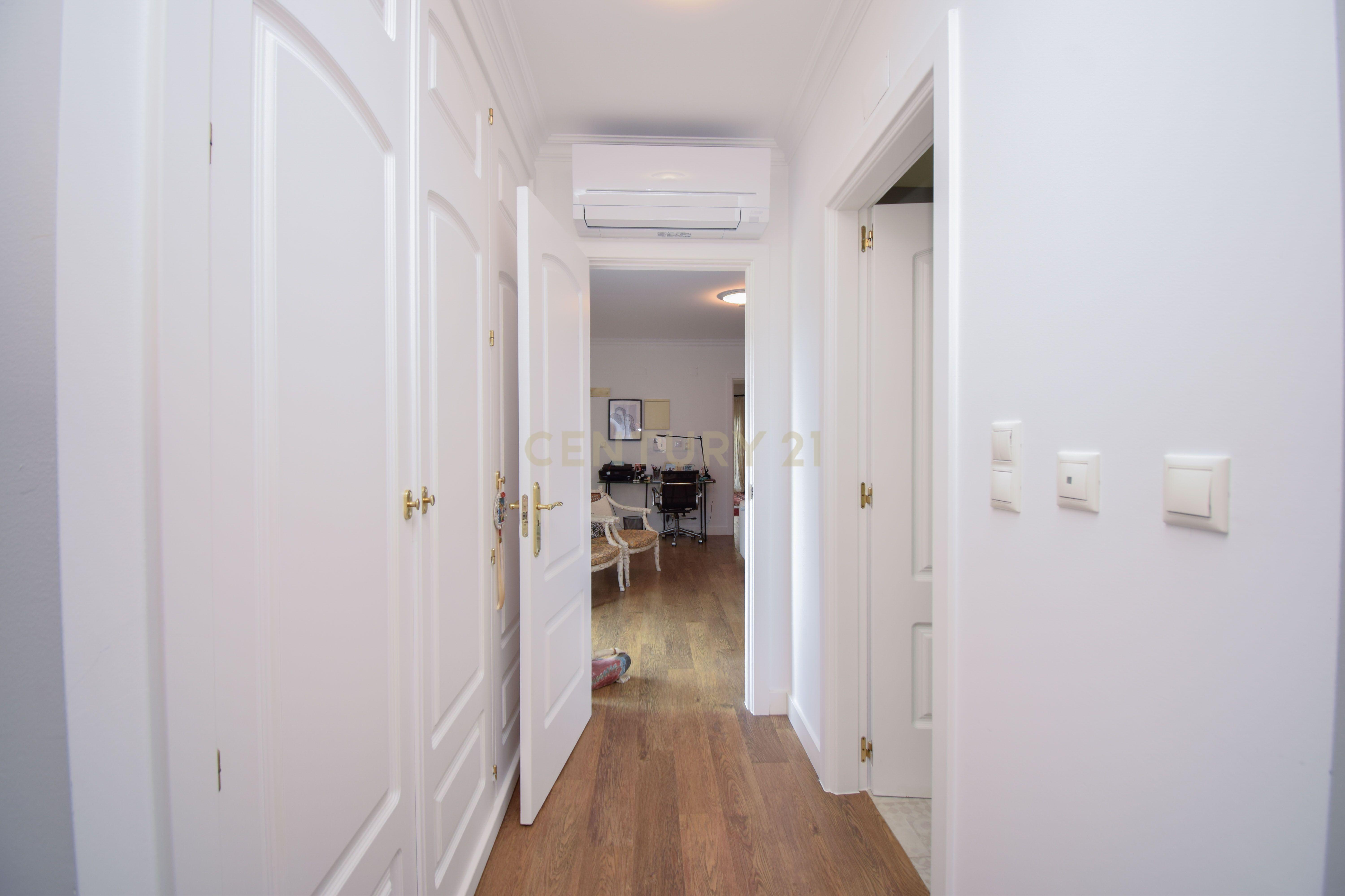 Apartamento T3 Duplex Cascais centro - Image 29