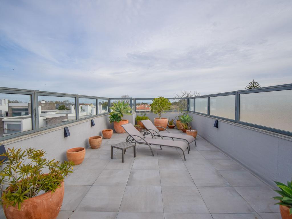 Apartamento T3 Duplex Cascais centro - Image 48