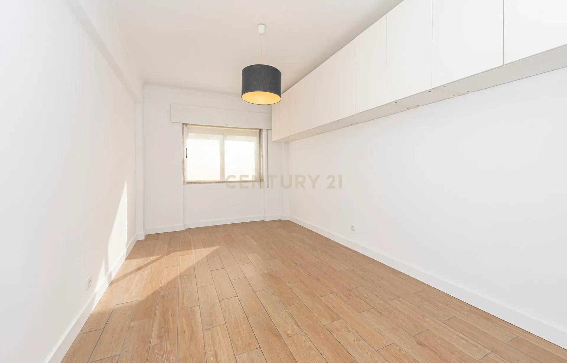 Apartamento T3 em Casal de São Brás - Image 12