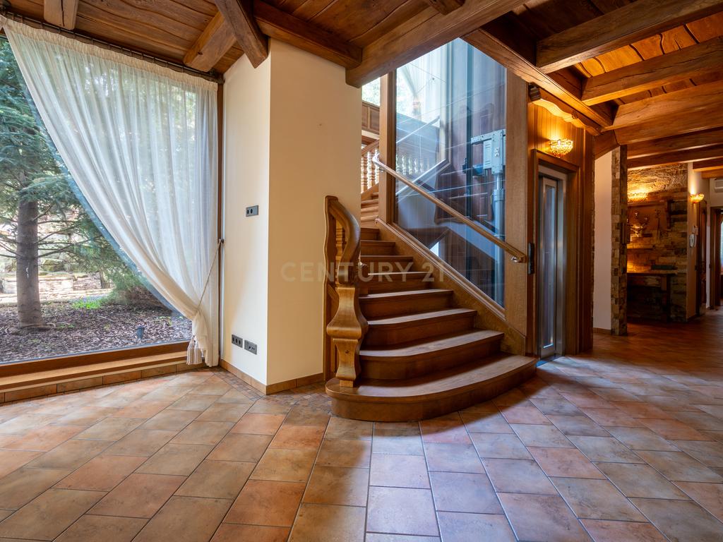 undefined - Image 29