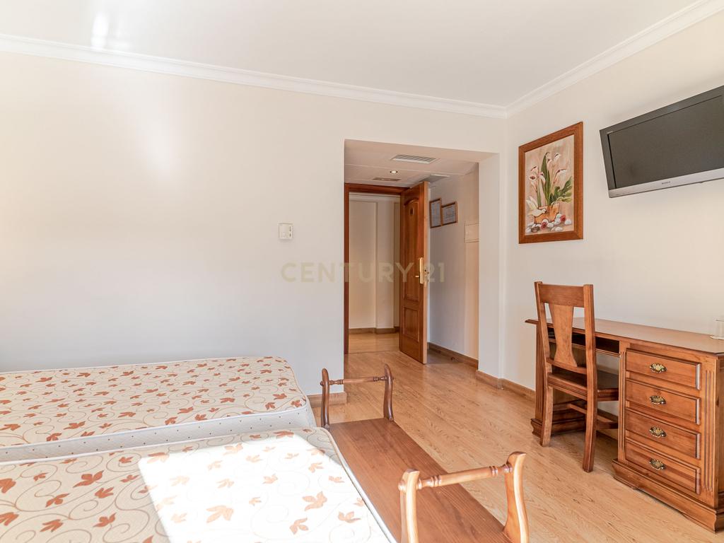 undefined - Image 52
