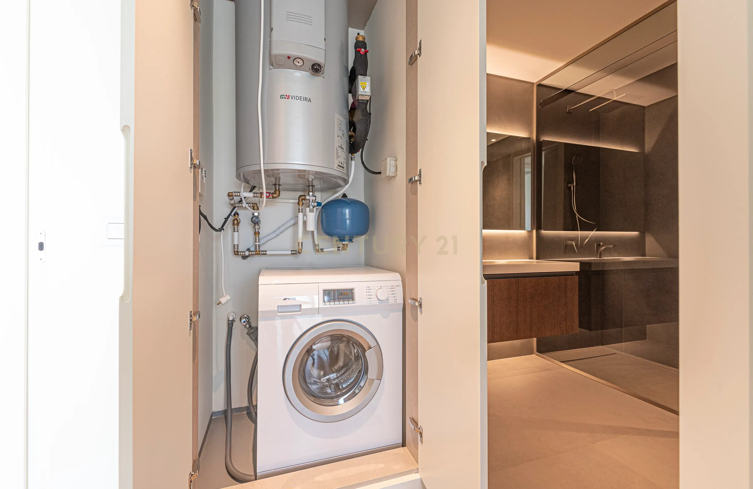 Apartamento T1 com rentabilidade - Image 9