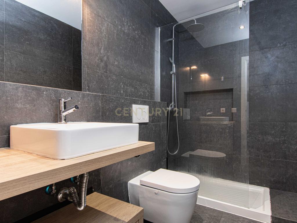 Apartamento T1 na Av. Roma, Alvalade – Luz, Conforto e Localização Privilegiada - Image 18