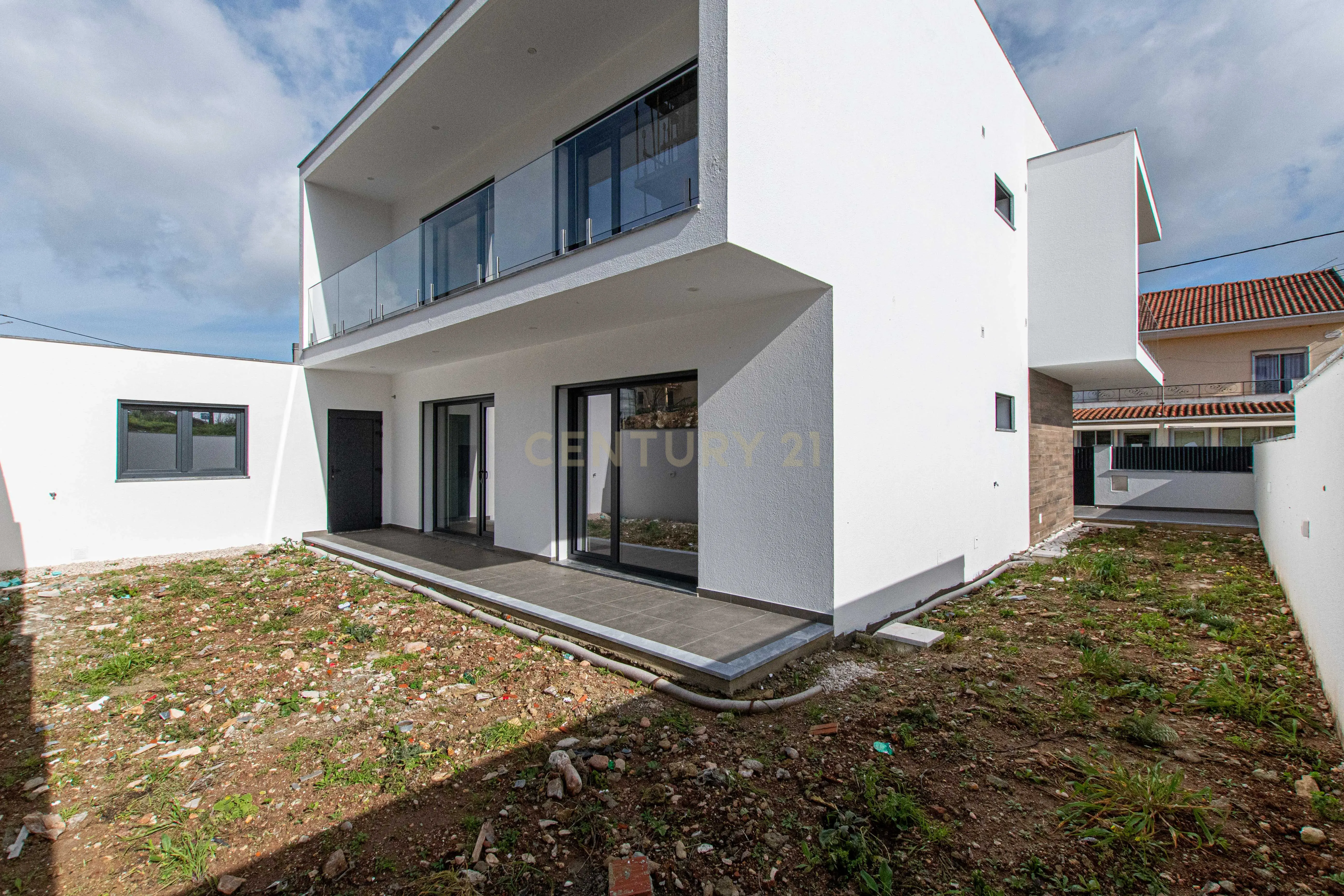 Moradia de 5 assoalhadas, Ramada, Odivelas - Image 7