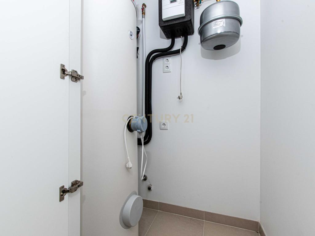 Moradia de 5 assoalhadas, Ramada, Odivelas - Image 15
