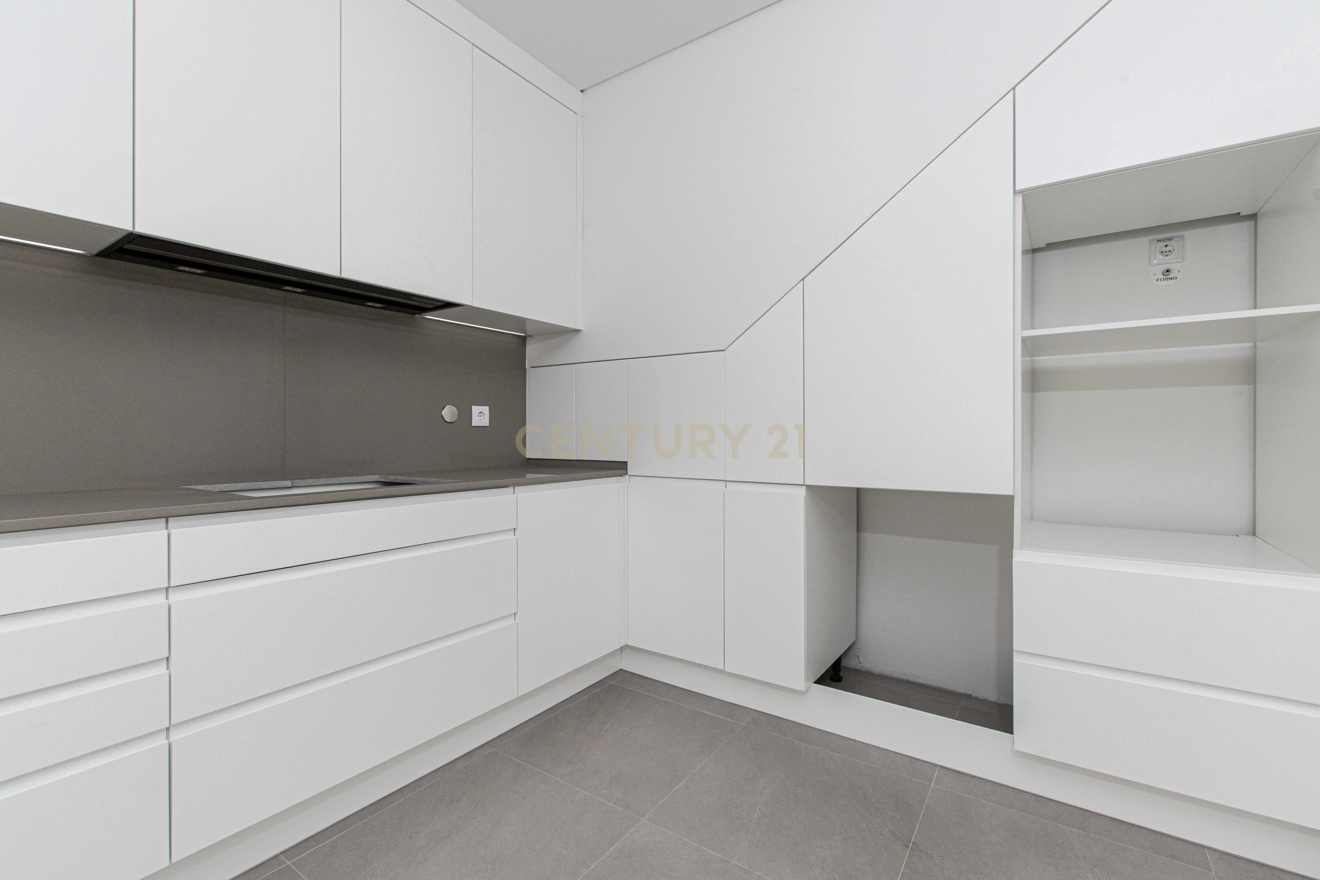 Moradia de 5 assoalhadas, Ramada, Odivelas - Image 38