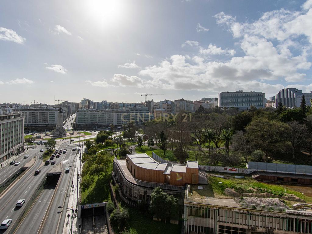 Apartamento T7 (Avenida Fontes Pereira de Melo/ Lisboa) - Image 32