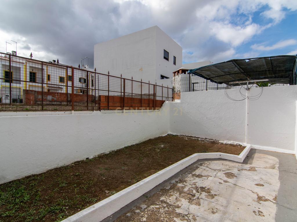 Andar de Moradia T2 em Nossa Senhora das Neves. - Image 22