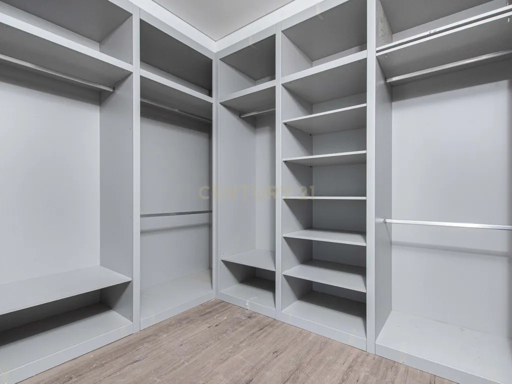 Moradia T4 com piscina - Image 8