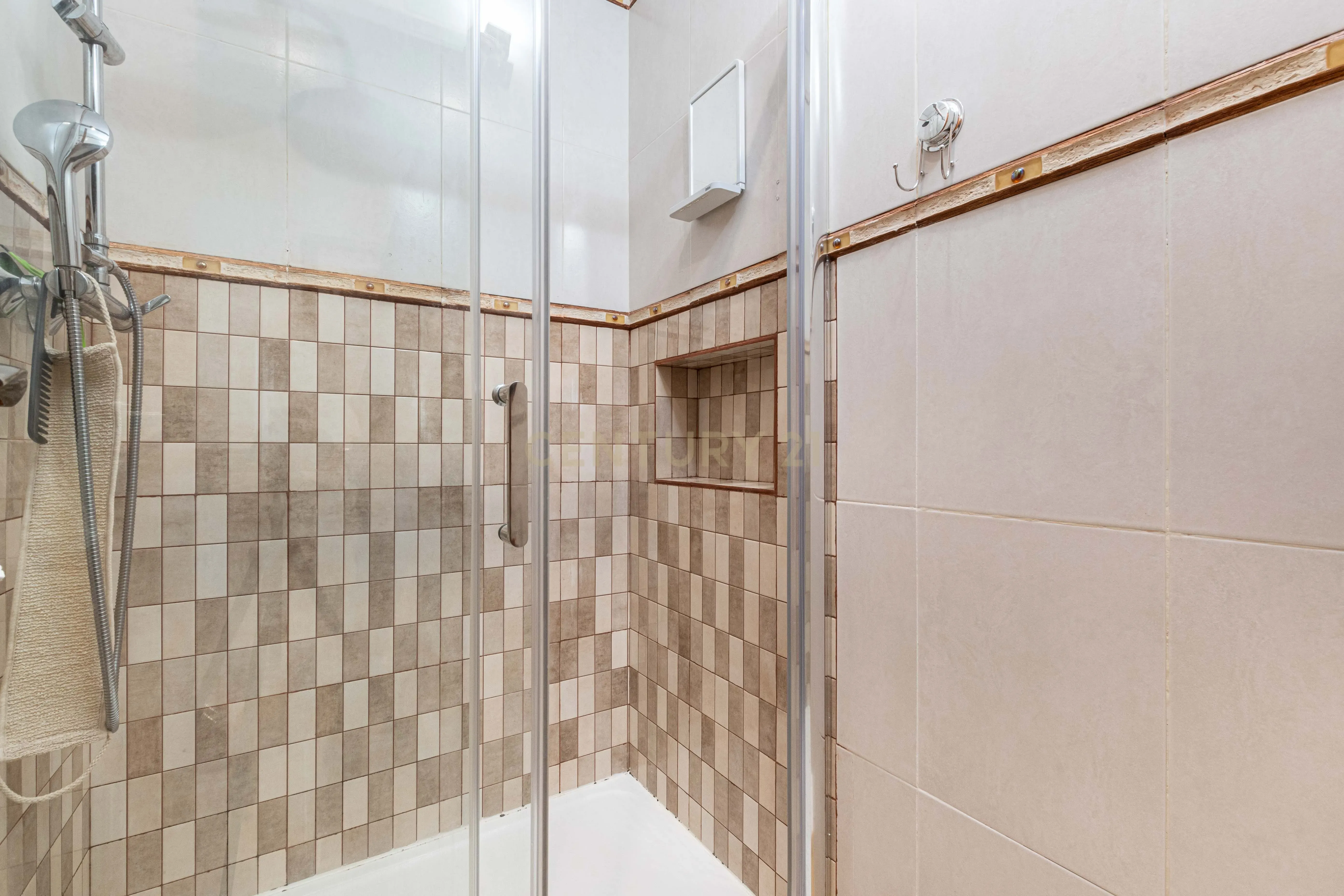 Apartamento T3 convertido em T2 (Mem Martins) - Image 17