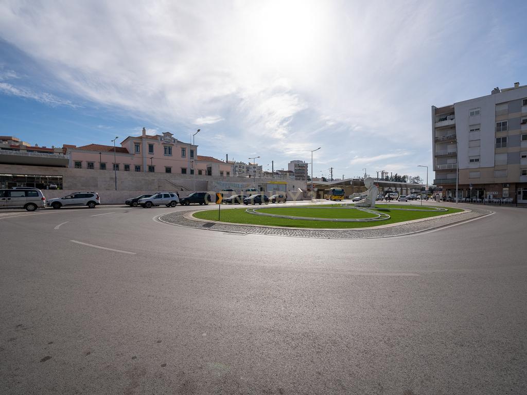 T2 Renovado junto Terminal Rodoviário - Image 22