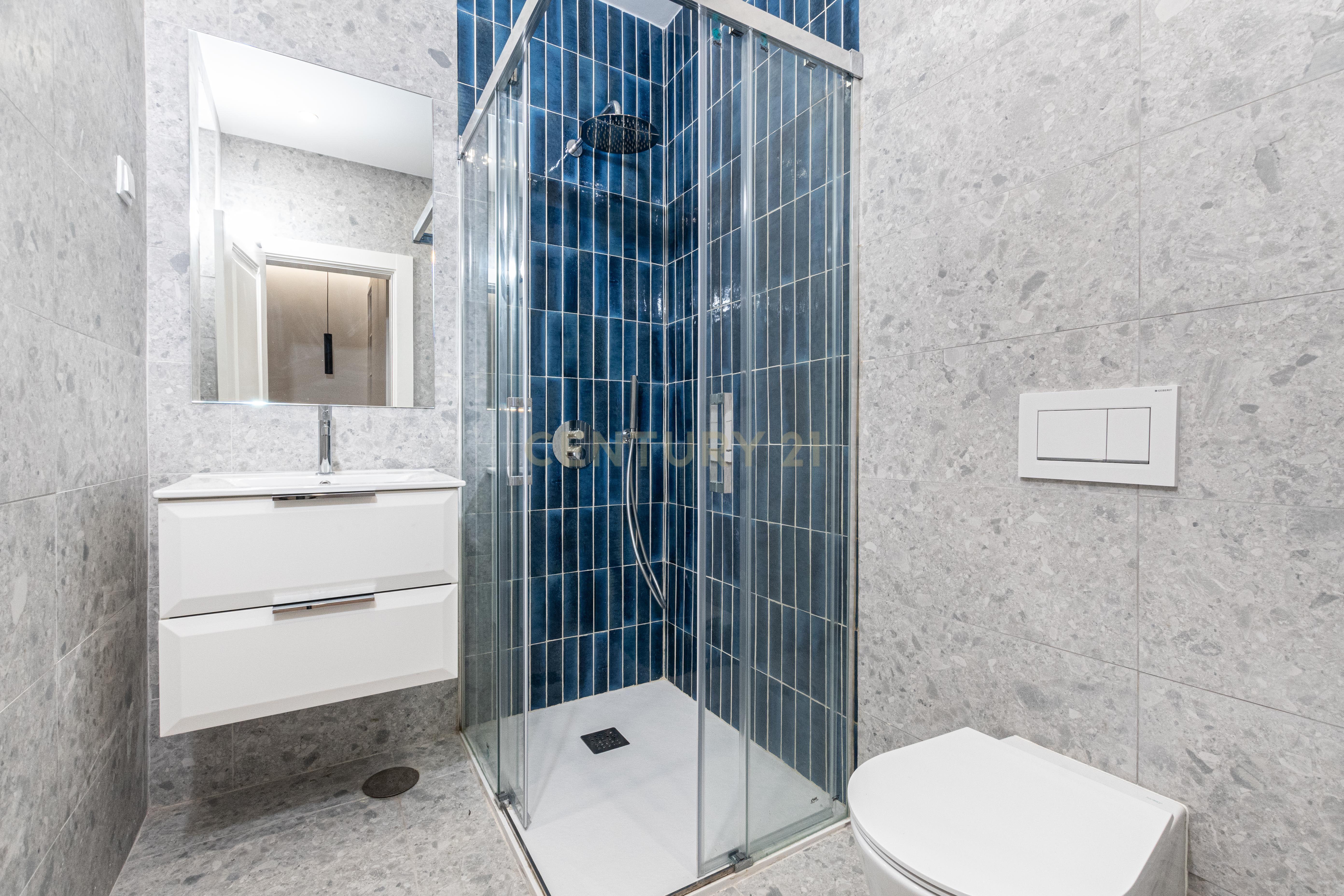 Apartamento remodelado T3 com varanda no Príncipe Real - Image 13
