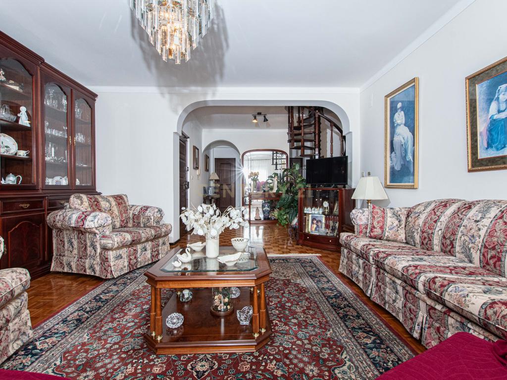 Apartamento T3+1 Centro do Bombarral - Image 5