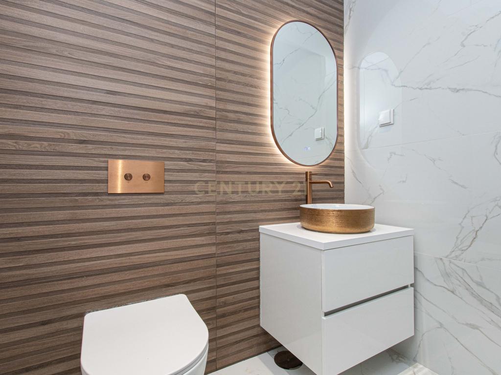 Moradia Premium T4 em Fernão Ferro – Luxo, Conforto e Exclusividade - Image 17