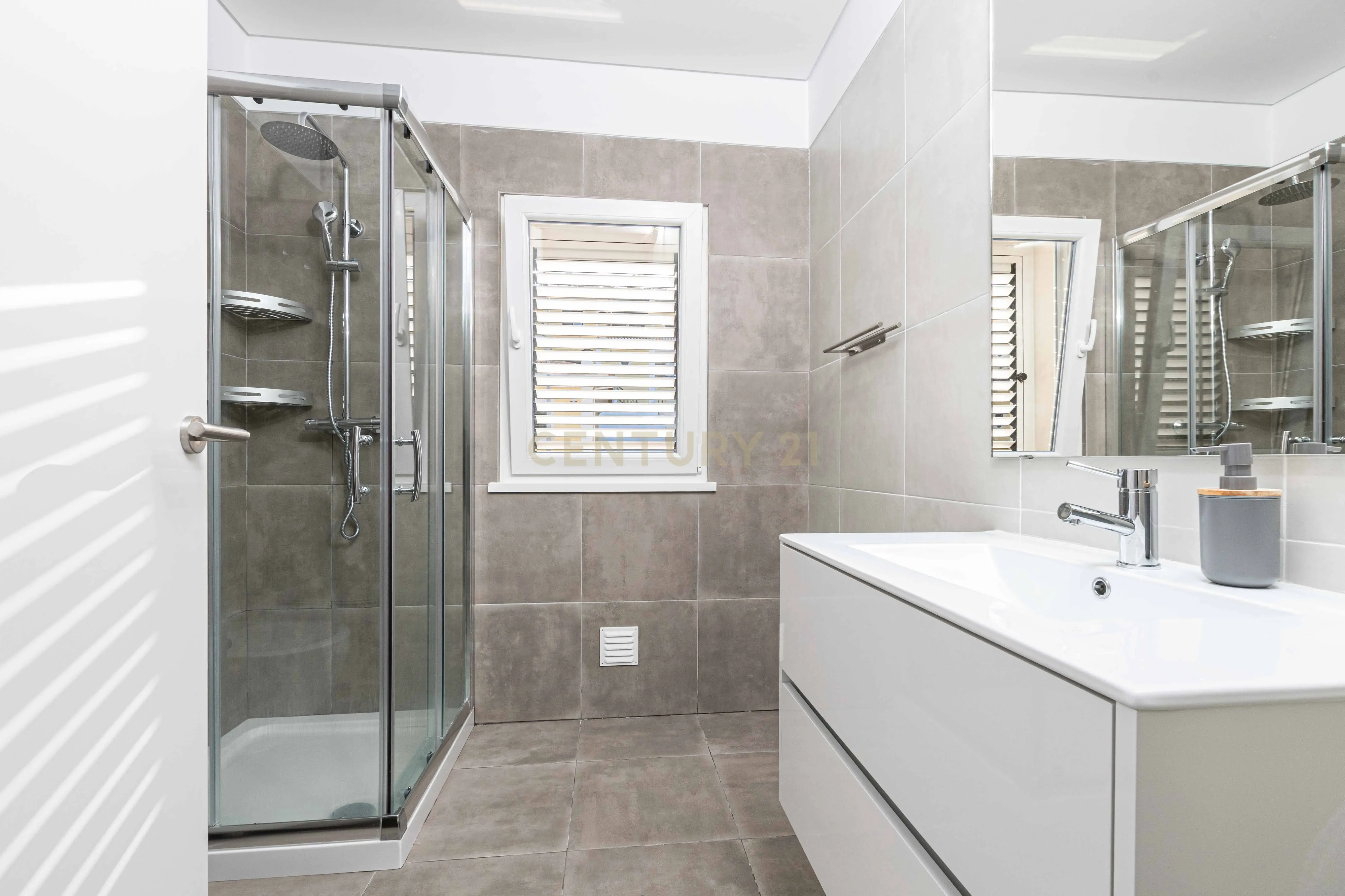 Moradia T5 - Casas do Rio - Image 34