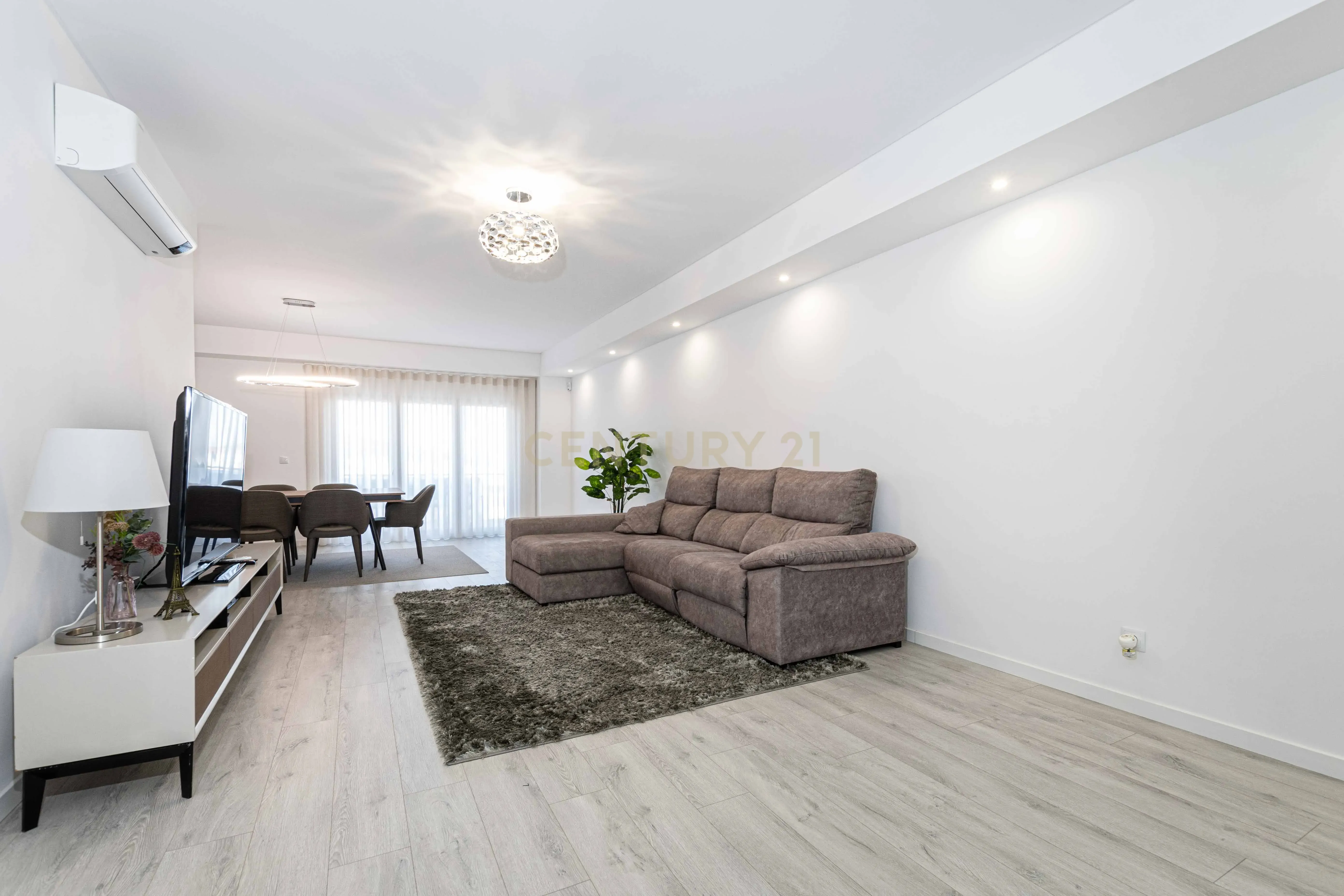 Moradia T5 - Casas do Rio - Image 7