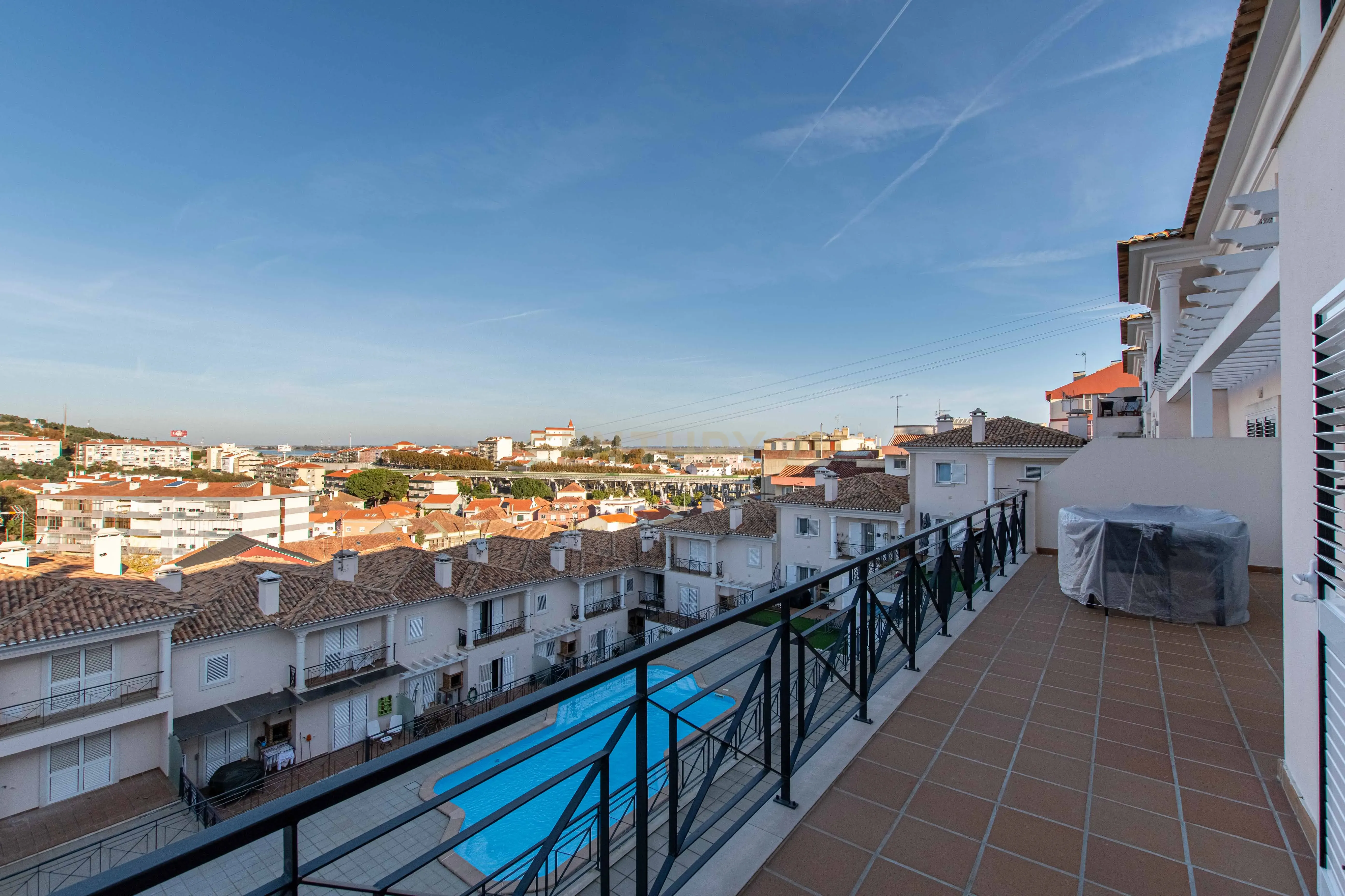 Moradia T5 - Casas do Rio - Image 21