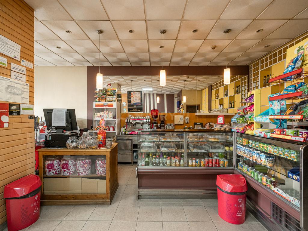 Café situado no Monte Belo Norte - Image 1