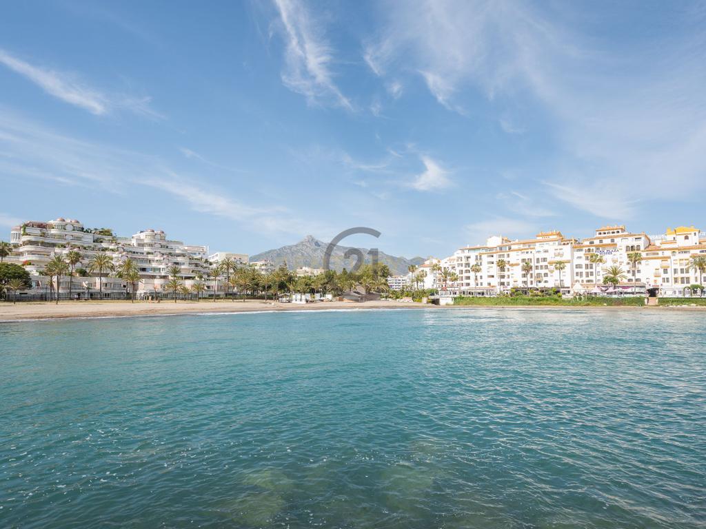 Apartamento Moderno em Málaga com Piscina e Proximidade à Praia - Image 42