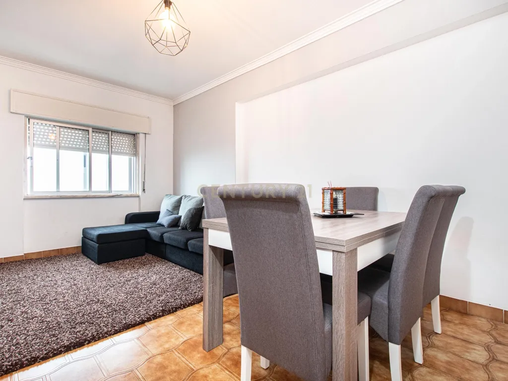 Apartamento T2+1 a 9 Minutos a pé da estação da Amadora - Image 3