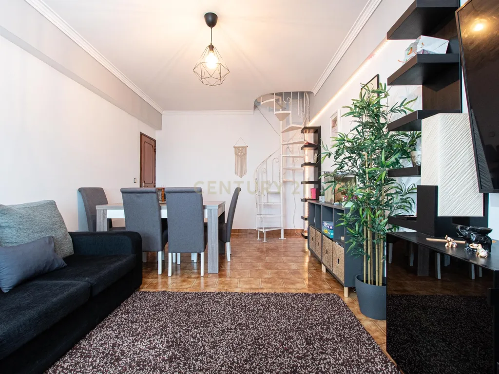 Apartamento T2+1 a 9 Minutos a pé da estação da Amadora - Image 4