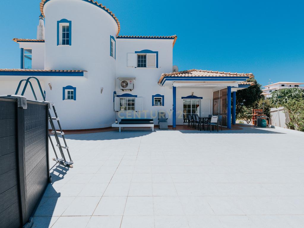 Moradia Isolada na Quinta do Sobral - Image 1