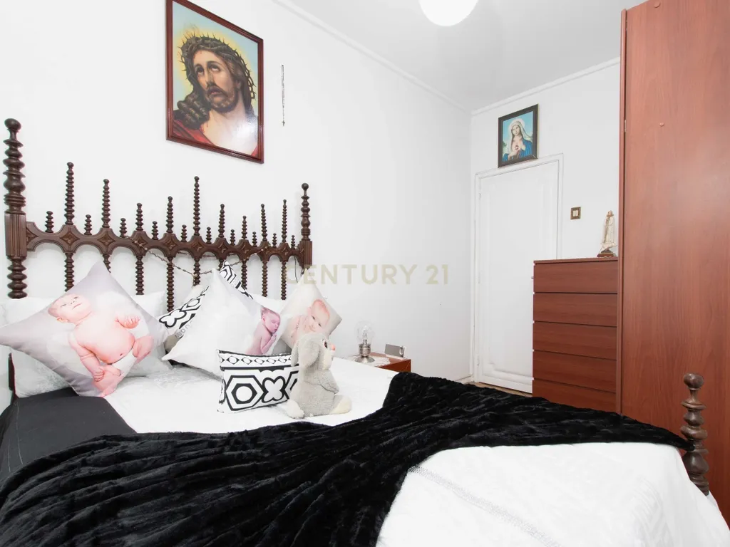Apartamento T3 Odivelas - Metro - Image 19