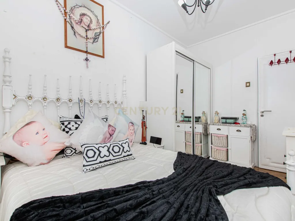Apartamento T3 Odivelas - Metro - Image 18
