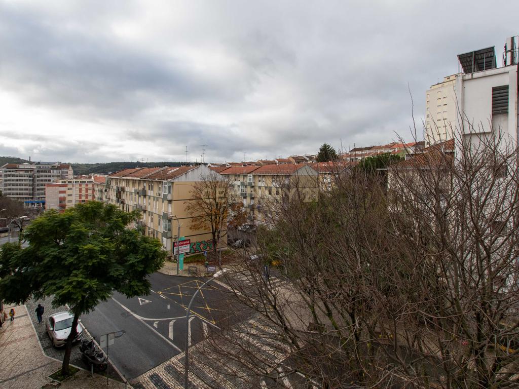 Apartamento T3 Odivelas - Metro   - Image 4