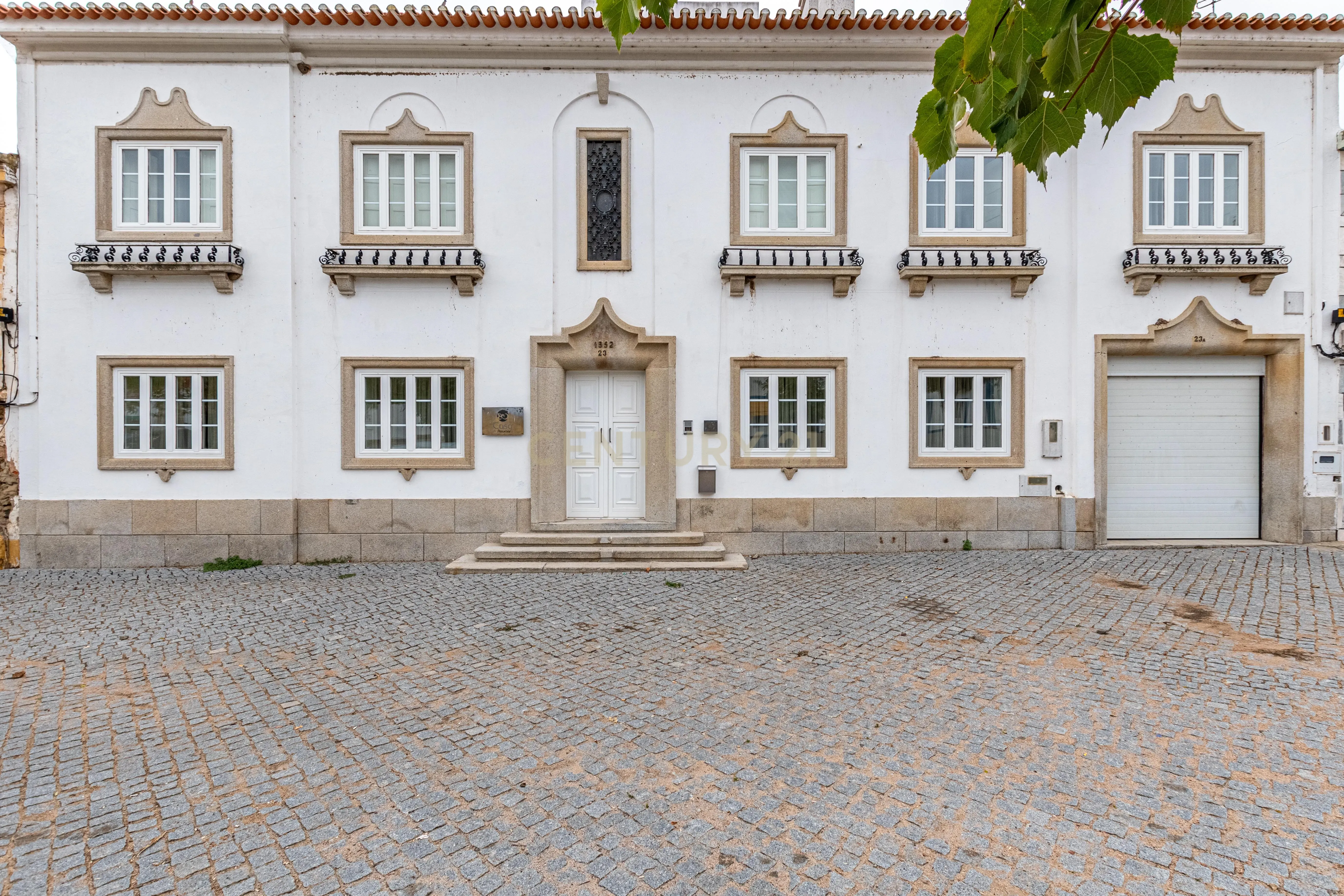 Casa de Assumar T7 para Turismo Rural - Image 1