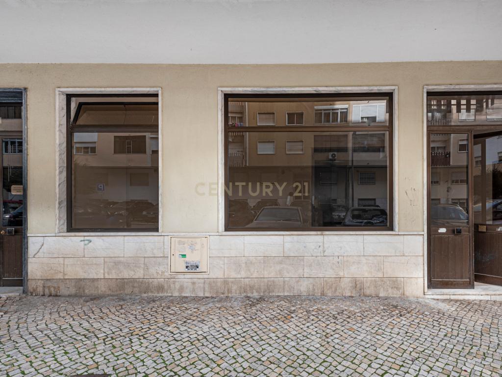 SUSPENSO Loja/Espaço Comercial/Escritório com 112 m2 na Quinta da Samaritana, em Belas, Queluz - Image 37