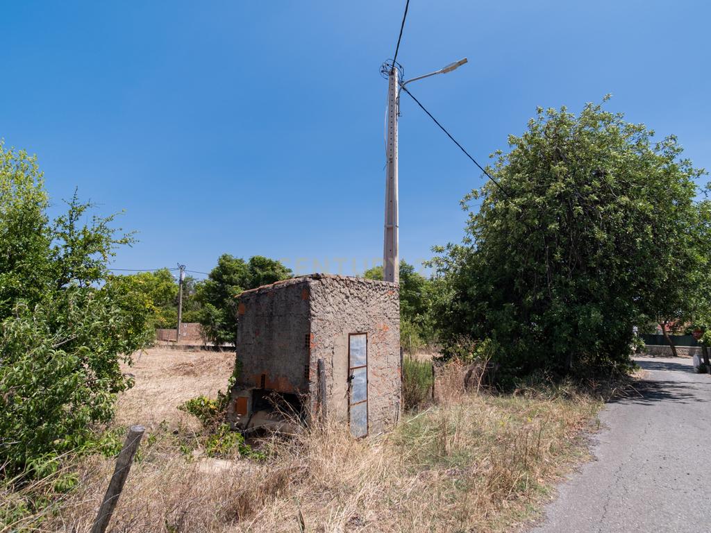 Moradia com terreno rústico em Benafim, para renovar - Image 14