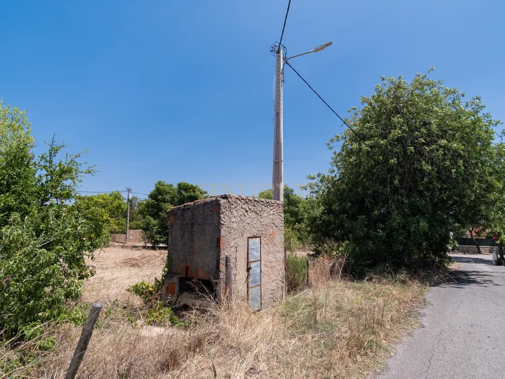 Moradia com terreno rústico em Benafim, para renovar - Image 14