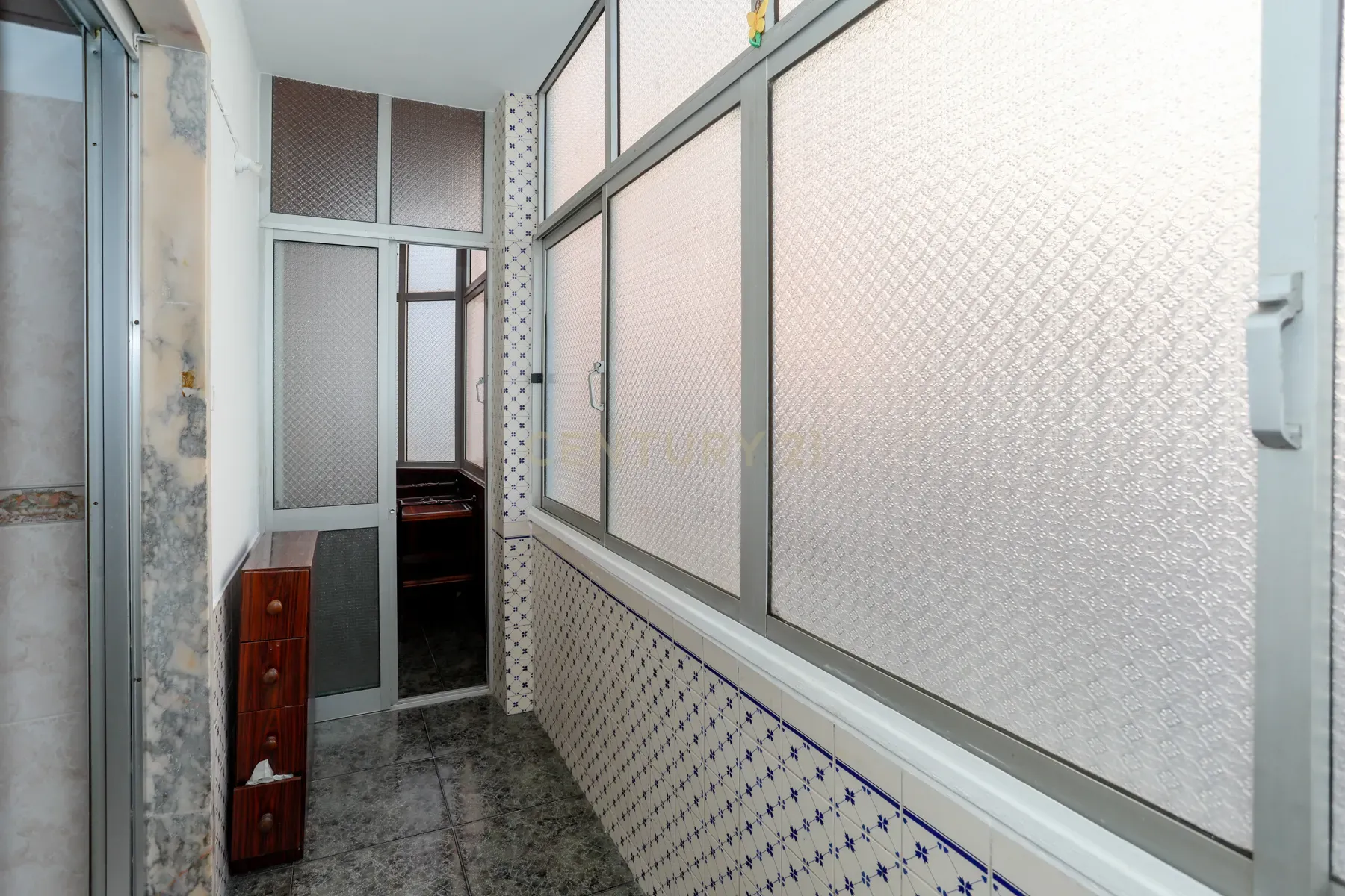 Apartamento T3 em prédio com elevador - Image 10