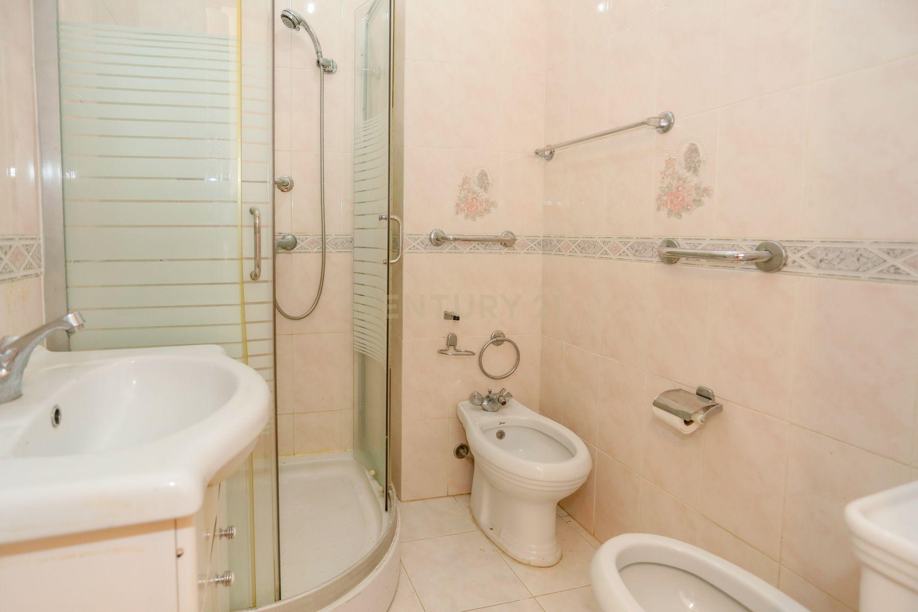 Apartamento T3 em prédio com elevador - Image 21