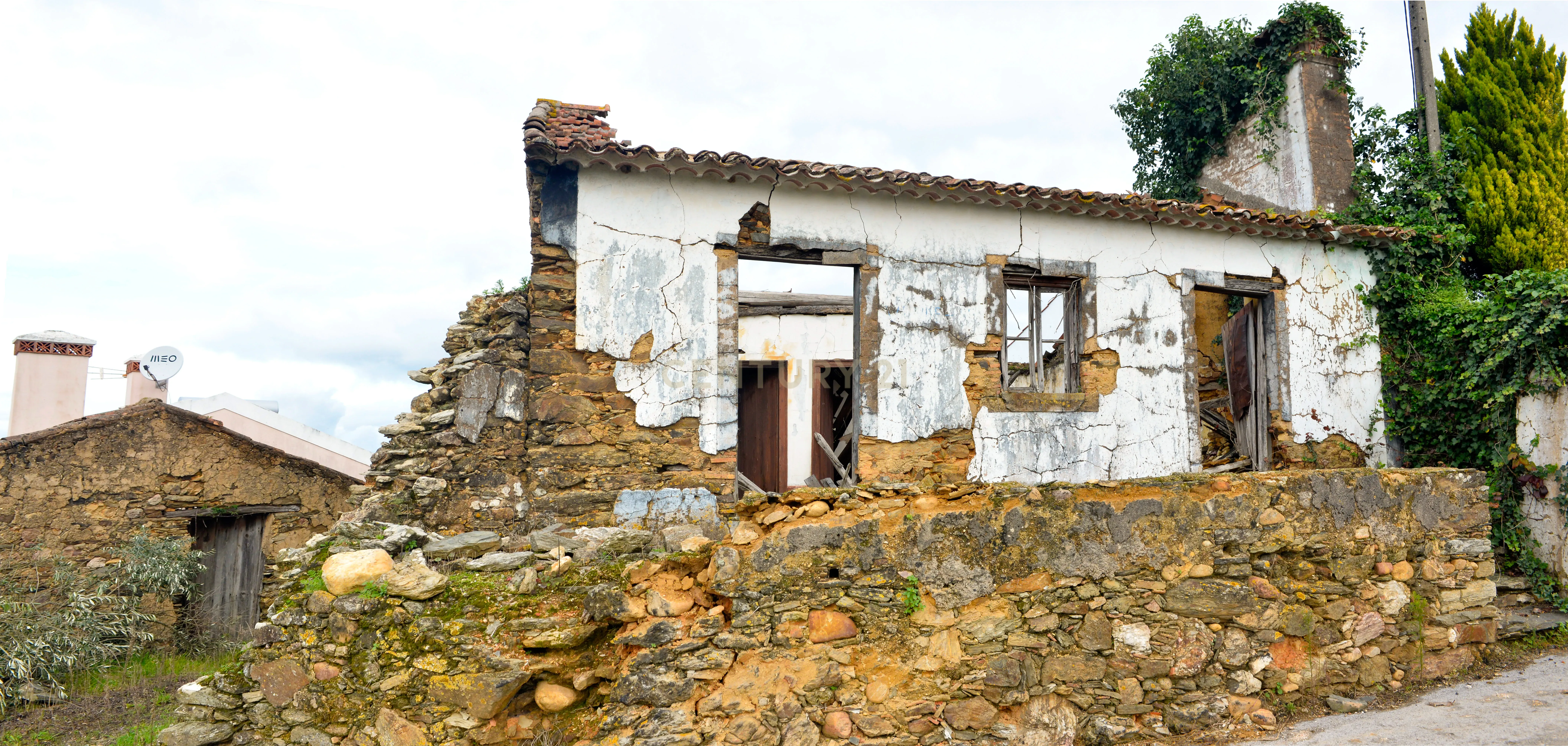 Magníficos terrenos com vista para o Rio Zêzere e a Albufeira de Castelo de Bode - DESCIDA DE PREÇO - Image 16